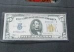 1934 Series A 5$ Gold Seal Silver Certificate Bank Note Serial# A00024537A NICE